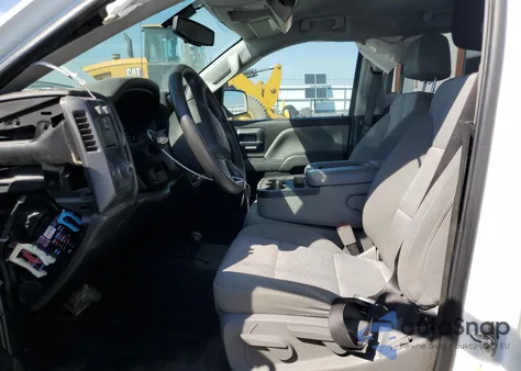 2018 Chevrolet Silverado K1500 из США, поврежденный, VIN 1GCVKNEC5JZ250539